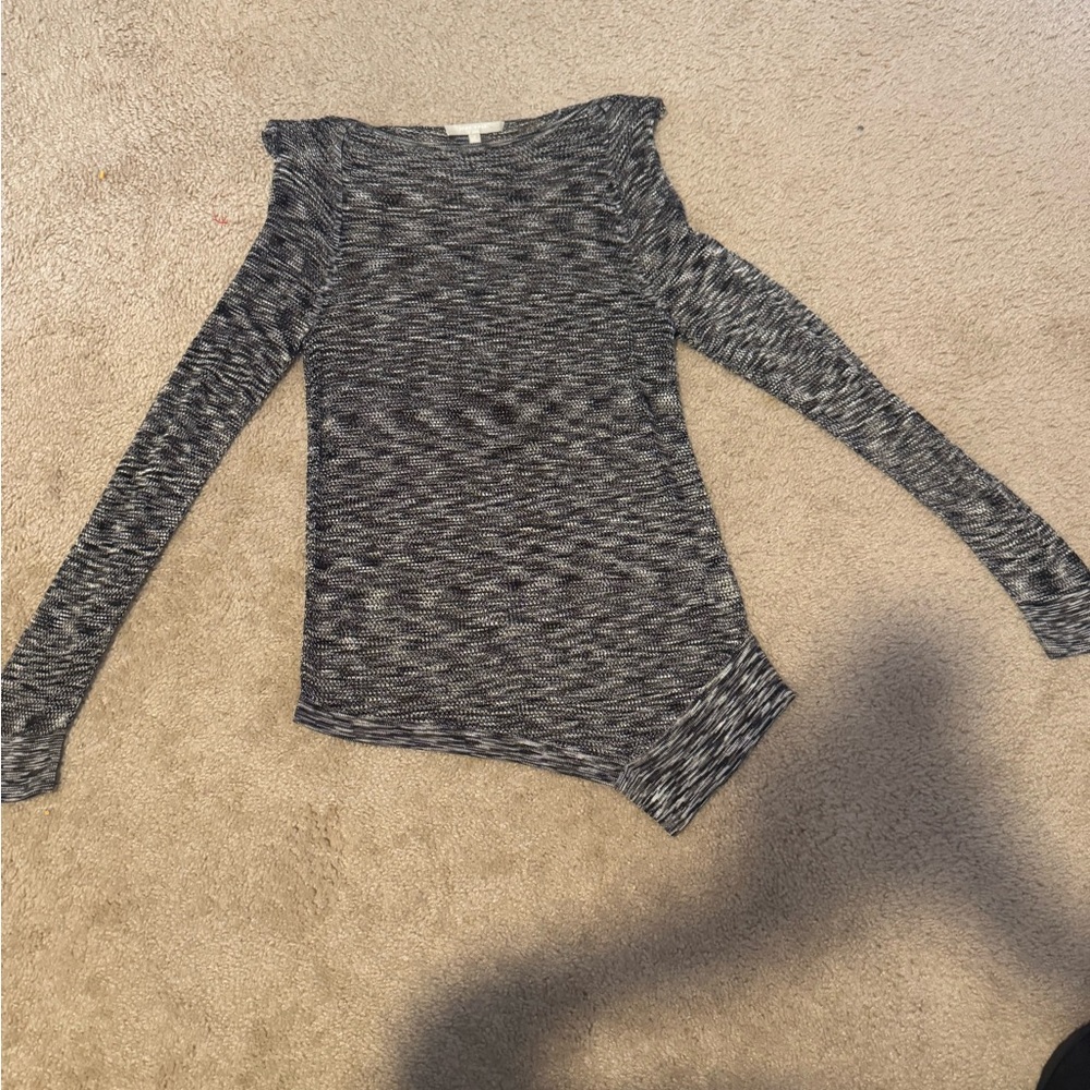 Chic Gray Knit Sweater